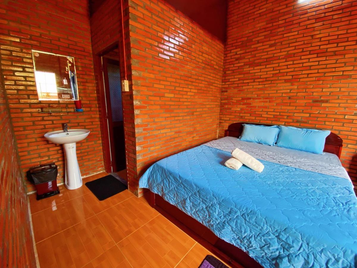 Nam Cat Tien Homestay Zewnętrze zdjęcie